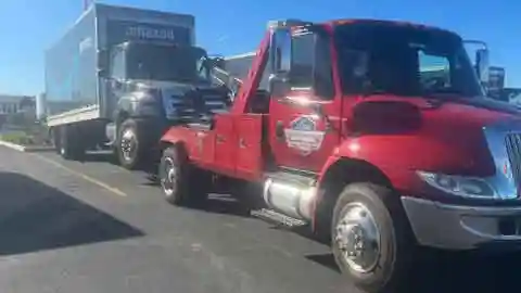 Box Truck Towing Middleboro MA